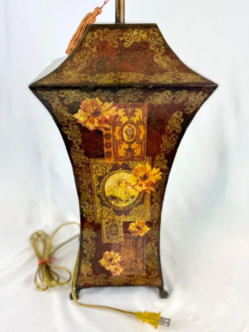 Vintage 1970s Robert Burns Tall Tin Lamp Regency English Country 3 Way Bulb